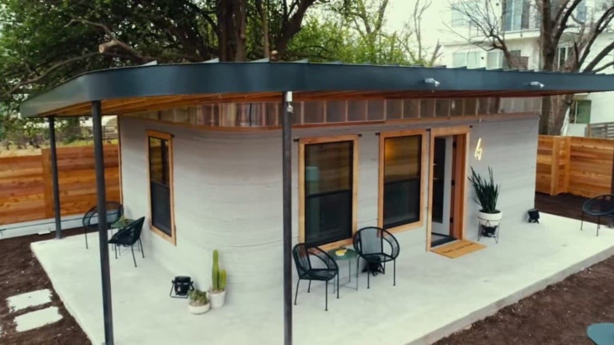 نقره لعرض الصورة في صفحة مستقلة