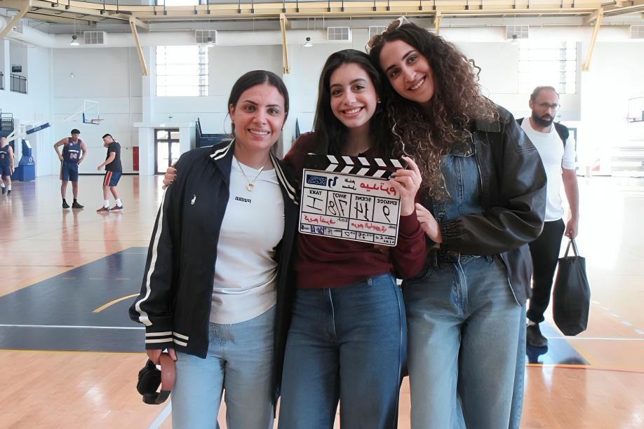 شاهد الآن مسلسل ميدترم الحلقة 1