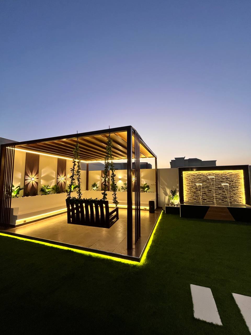 مشروع تنسيق حدائق في جدة